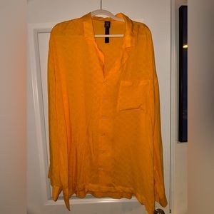 Savage X Fenty Lounge Wear No tags but never worn.

Top- Large
Bottoms- XXL